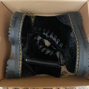 Jadon Velvet Platform Dr. Marten Boot